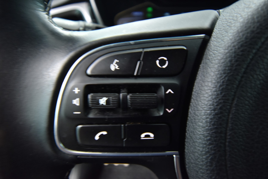 Kia Niro plug-in vaihtoauto