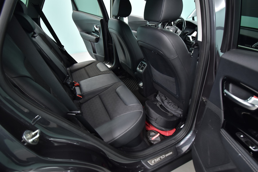 Kia Niro plug-in vaihtoauto