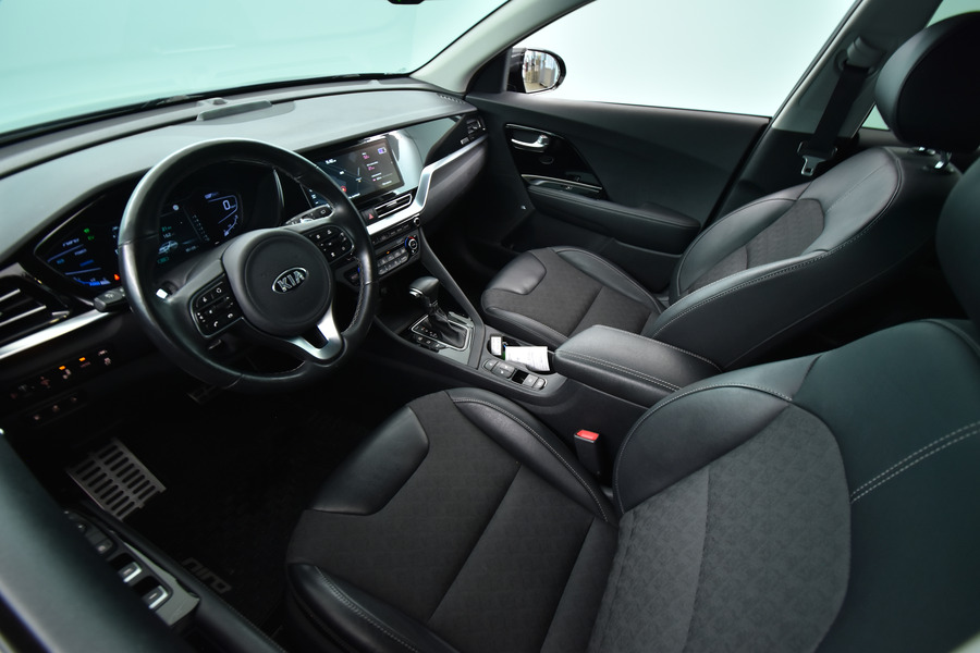 Kia Niro plug-in vaihtoauto