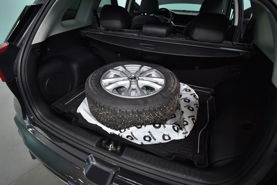 Kia Niro plug-in vaihtoauto