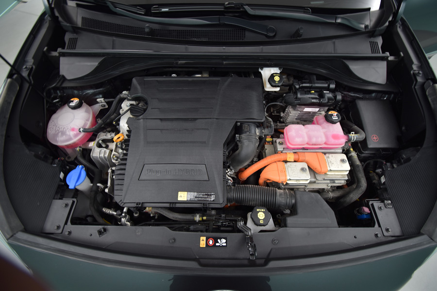 Kia Niro plug-in vaihtoauto