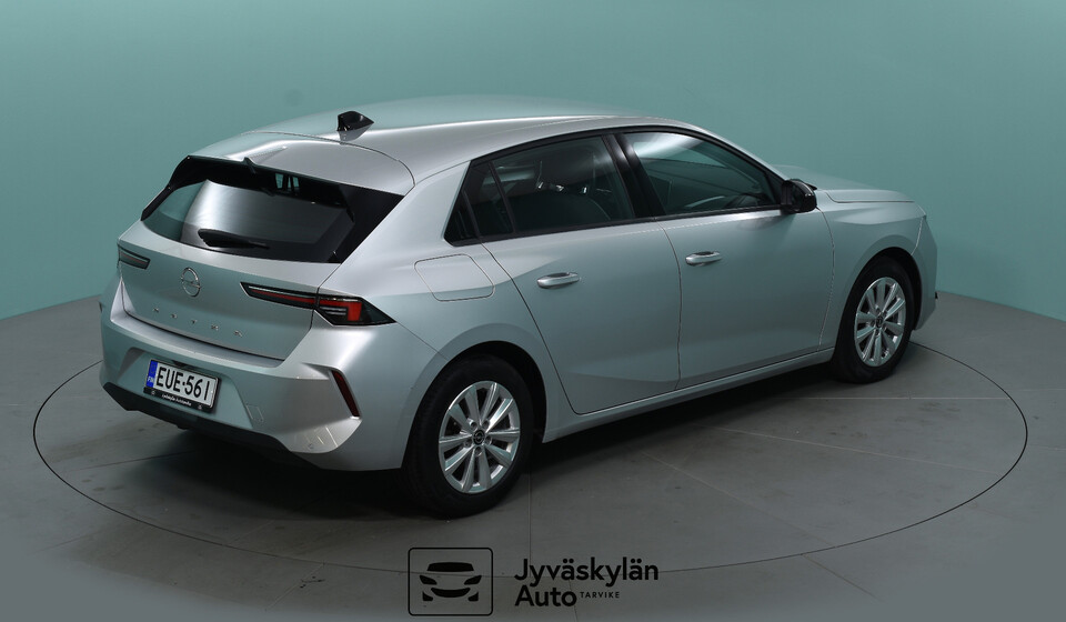 Opel Astra vaihtoauto