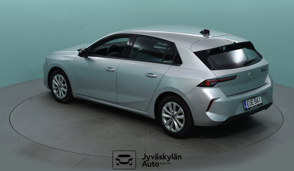 Opel Astra vaihtoauto