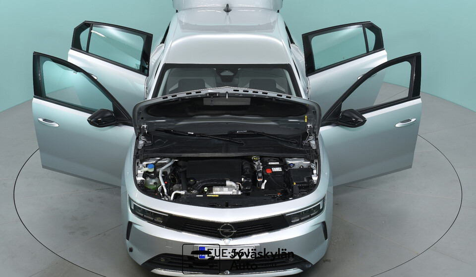 Opel Astra vaihtoauto