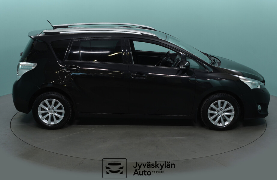 Toyota Verso vaihtoauto