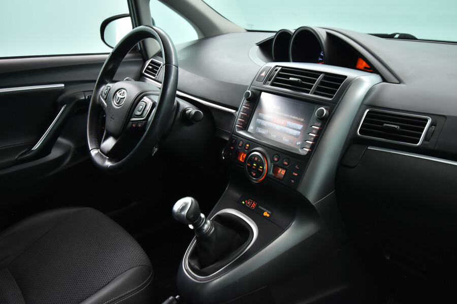 Toyota Verso vaihtoauto