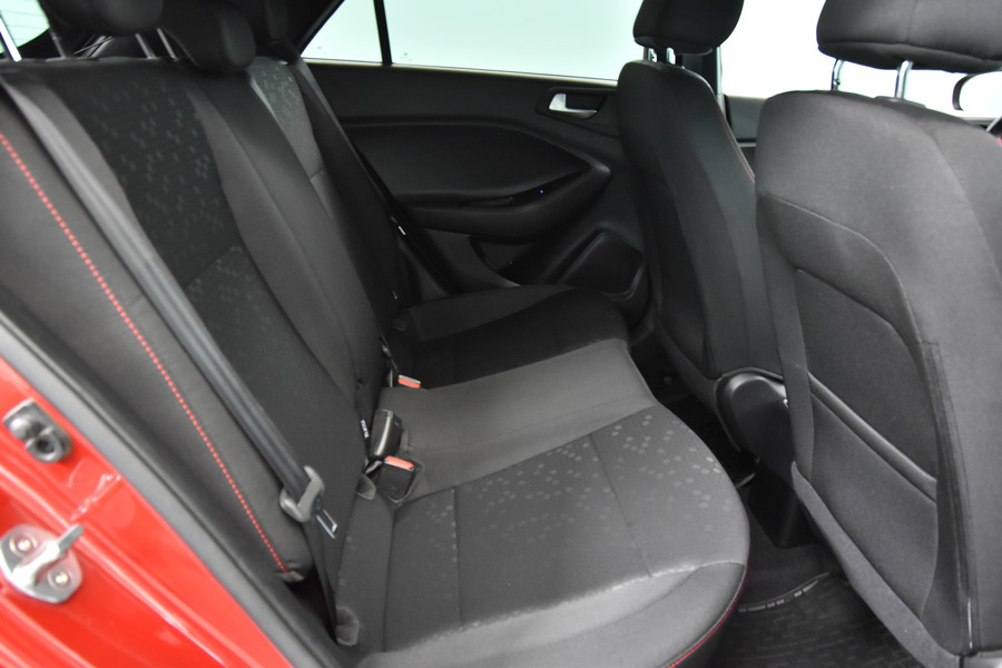 Hyundai i20 Hatchback vaihtoauto