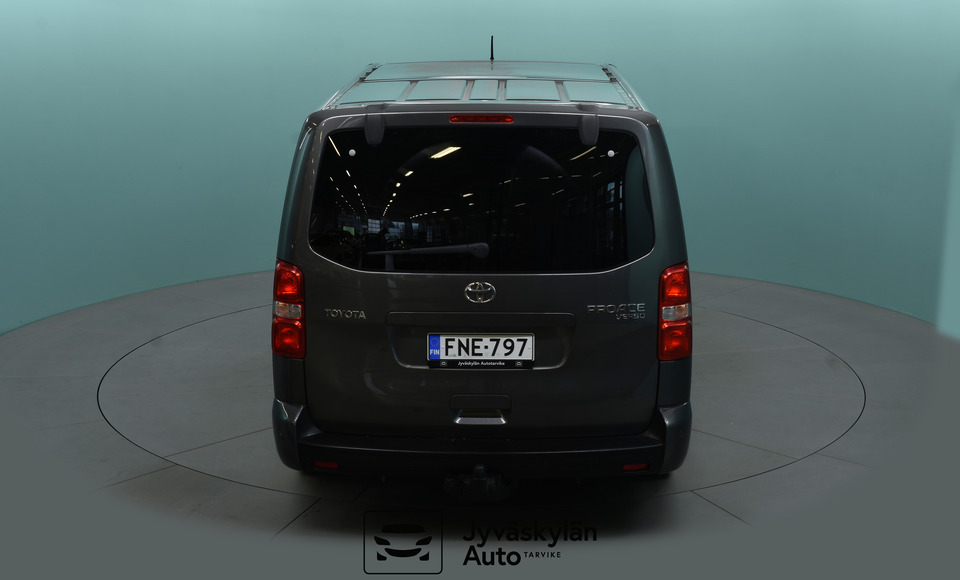 Toyota Proace Verso vaihtoauto