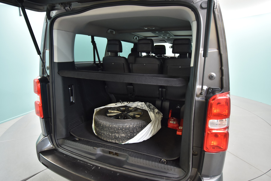 Toyota Proace Verso vaihtoauto