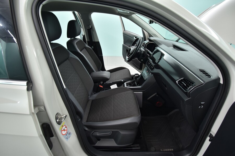 Volkswagen T-Cross vaihtoauto