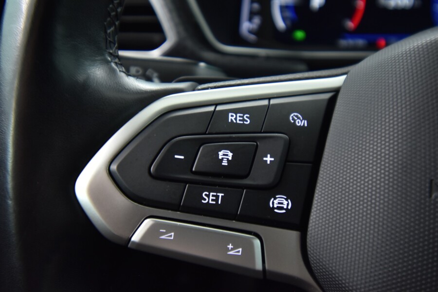 Volkswagen T-Cross vaihtoauto