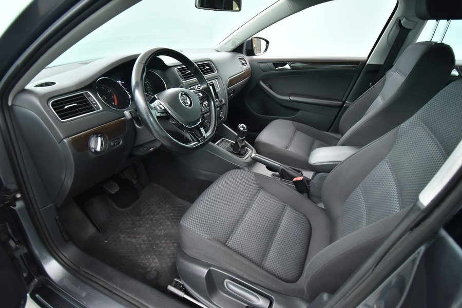 Volkswagen Jetta vaihtoauto