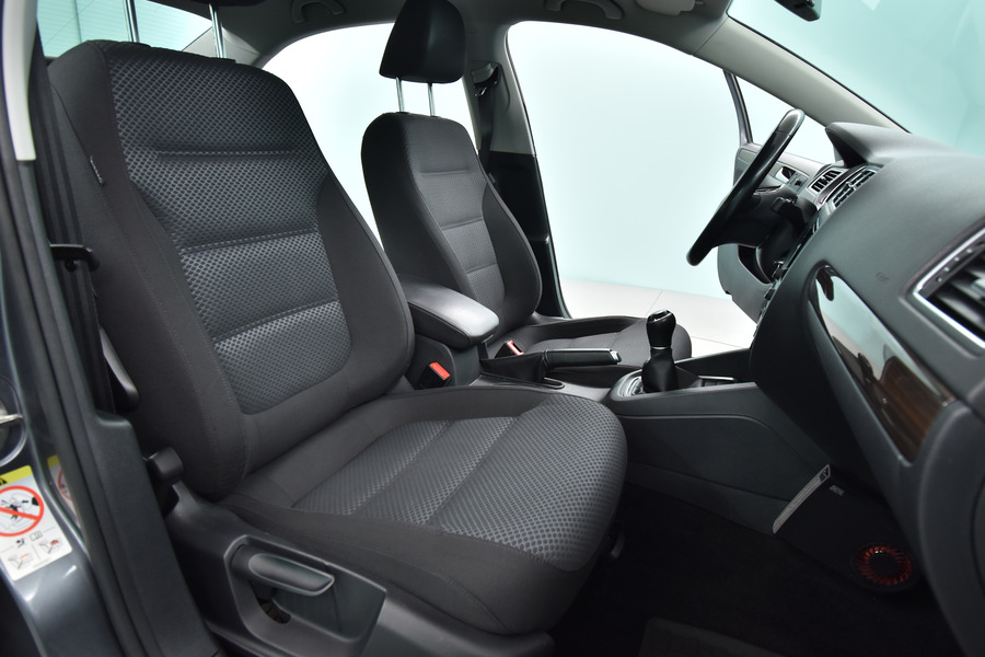 Volkswagen Jetta vaihtoauto