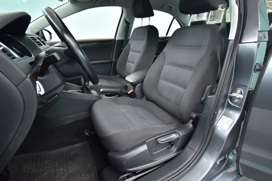 Volkswagen Jetta vaihtoauto