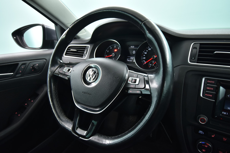 Volkswagen Jetta vaihtoauto