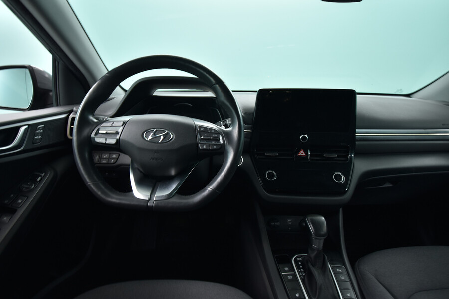 Hyundai IONIQ plug-in vaihtoauto