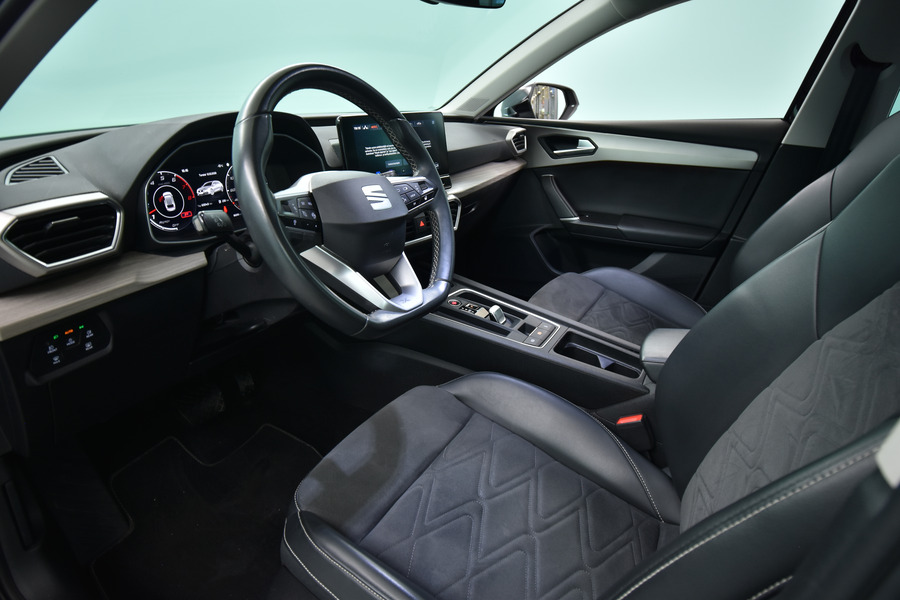 SEAT Leon Sportstourer vaihtoauto