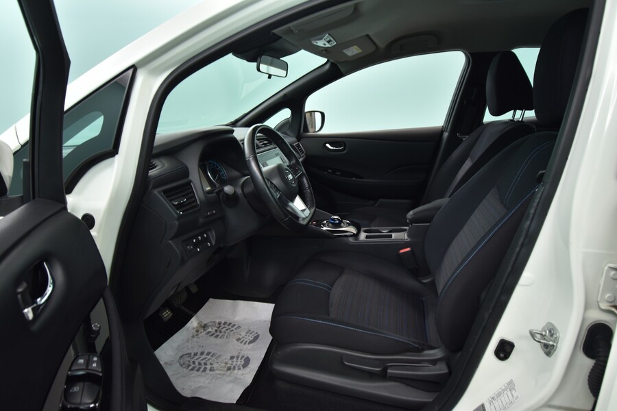 Nissan Leaf vaihtoauto