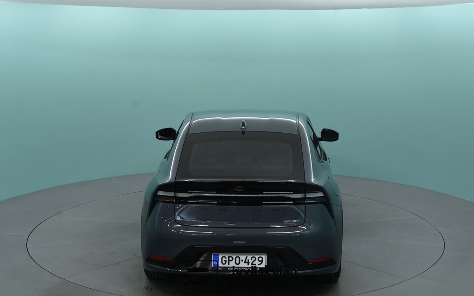 Toyota Prius Plug-in vaihtoauto