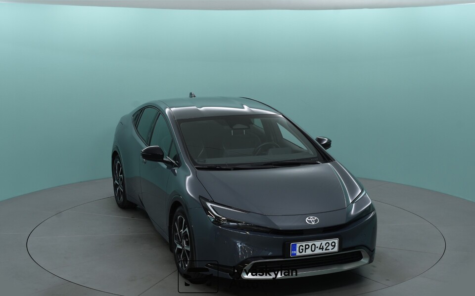 Toyota Prius Plug-in vaihtoauto