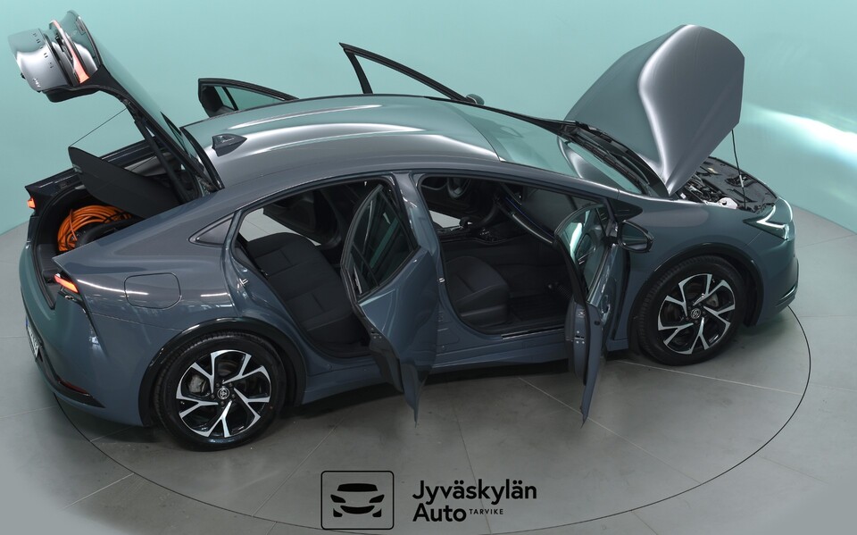 Toyota Prius Plug-in vaihtoauto