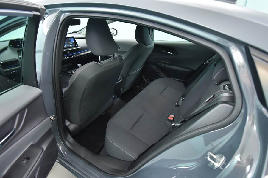 Toyota Prius Plug-in vaihtoauto