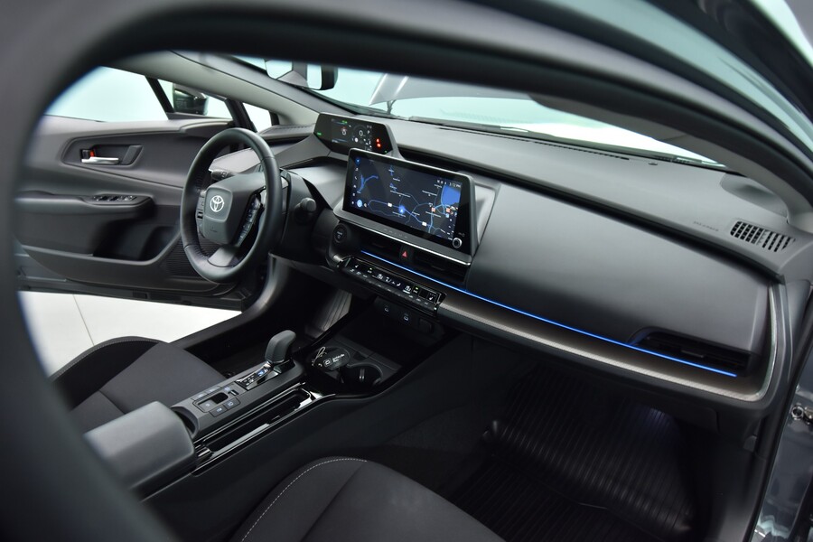 Toyota Prius Plug-in vaihtoauto