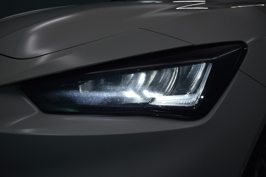 SEAT Leon Sportstourer vaihtoauto