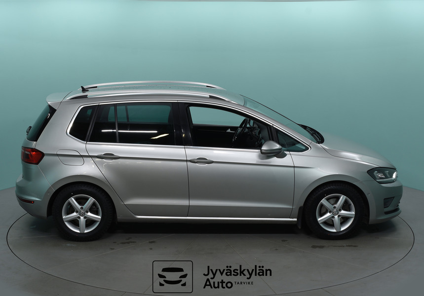 Volkswagen Golf Sportsvan vaihtoauto