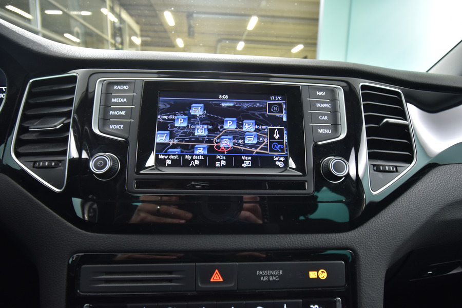 Volkswagen Golf Sportsvan vaihtoauto