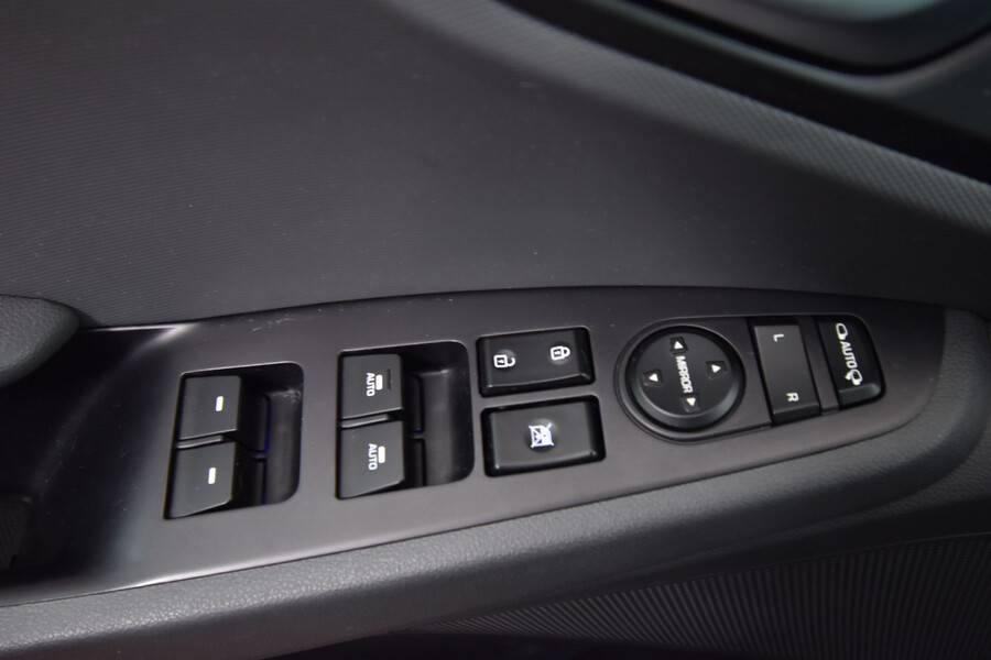 Hyundai IONIQ plug-in vaihtoauto