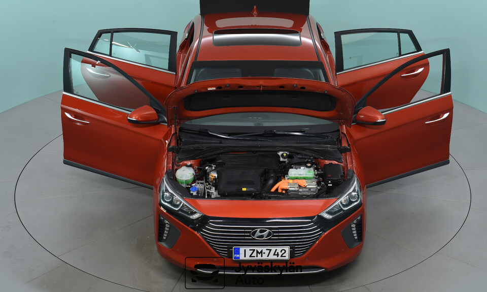 Hyundai IONIQ plug-in vaihtoauto
