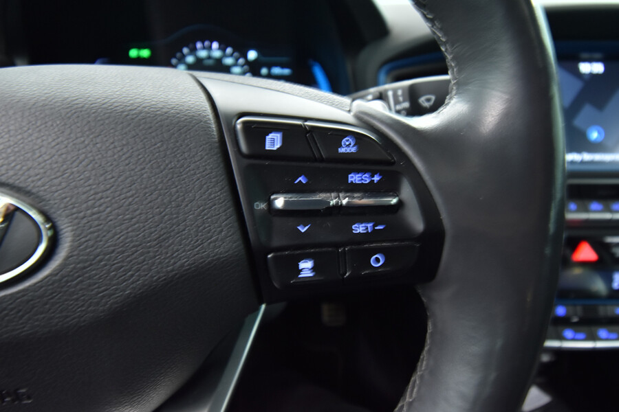 Hyundai IONIQ plug-in vaihtoauto