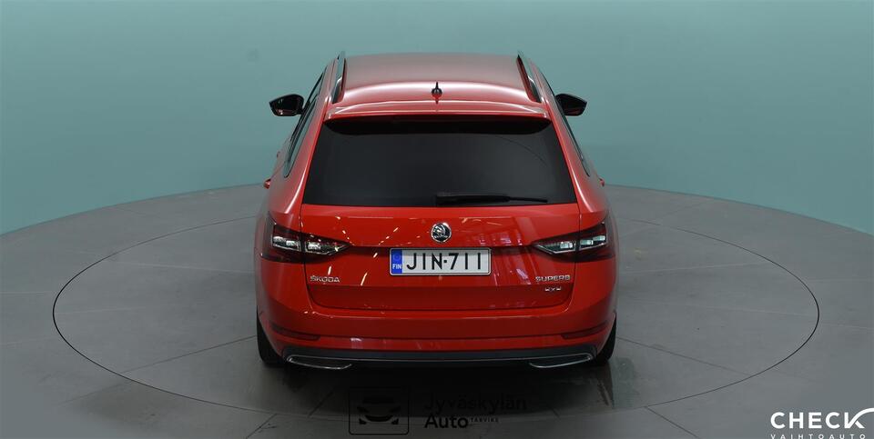 Skoda Superb vaihtoauto