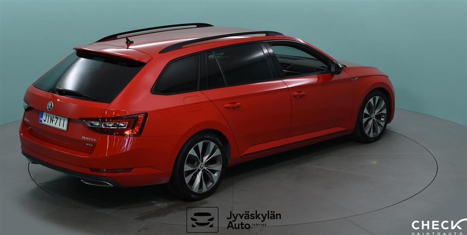 Skoda Superb vaihtoauto