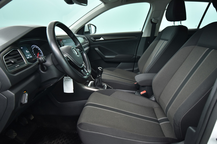Volkswagen T-Roc vaihtoauto
