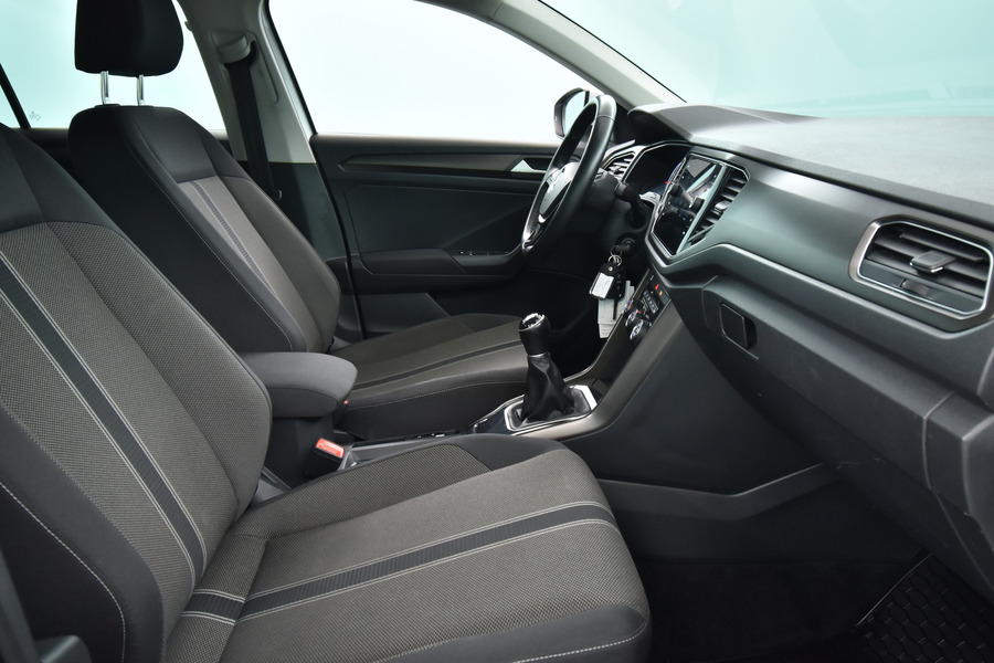 Volkswagen T-Roc vaihtoauto