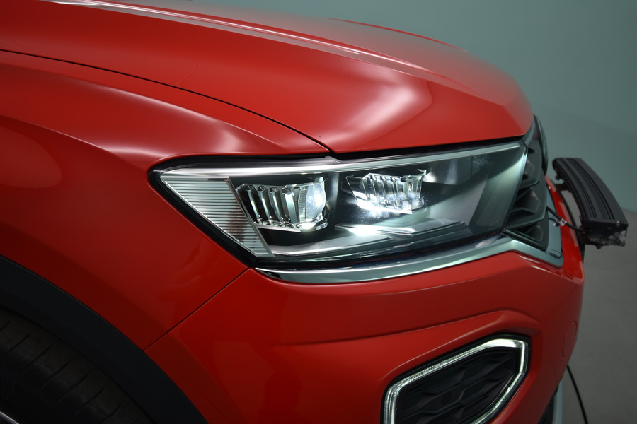 Volkswagen T-Roc vaihtoauto