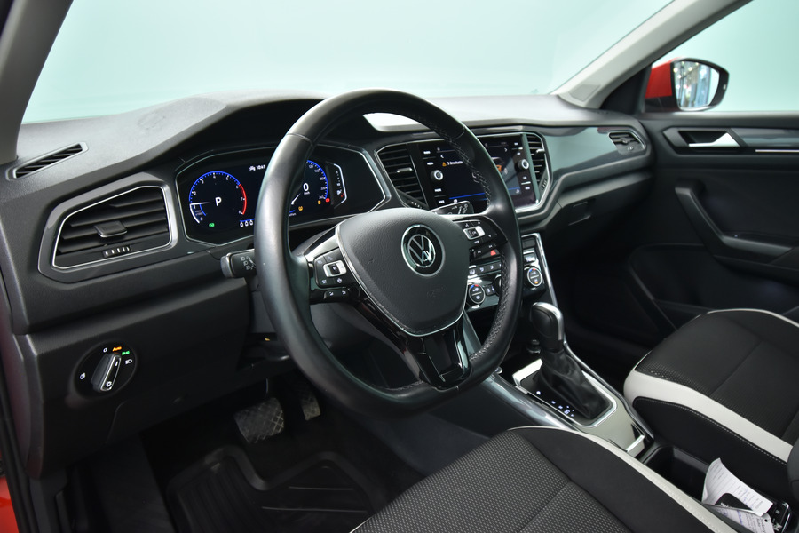 Volkswagen T-Roc vaihtoauto