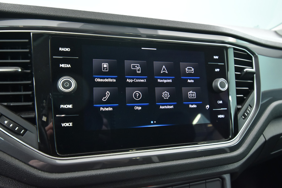 Volkswagen T-Roc vaihtoauto