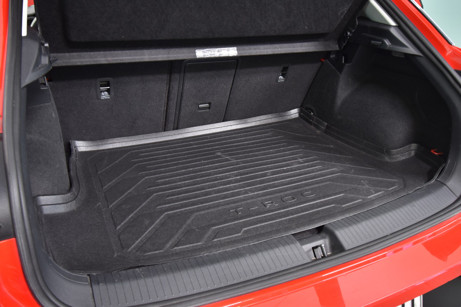 Volkswagen T-Roc vaihtoauto