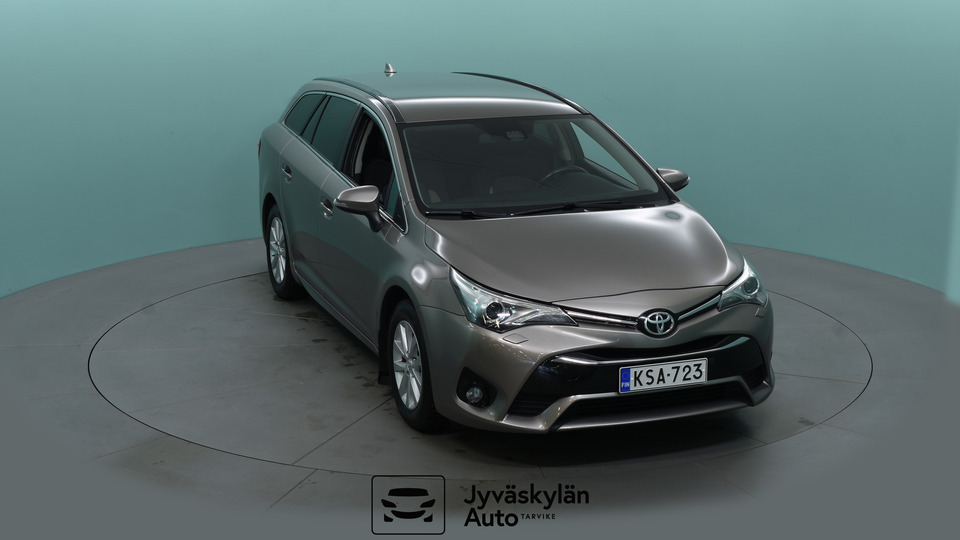 Toyota Avensis vaihtoauto