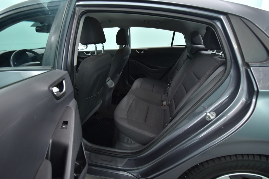 Hyundai IONIQ hybrid vaihtoauto