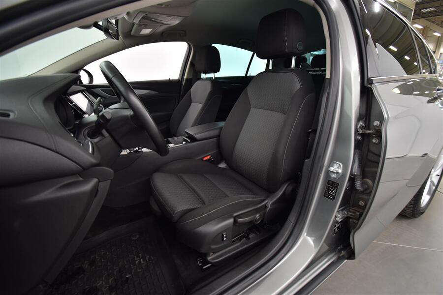 Opel Insignia vaihtoauto