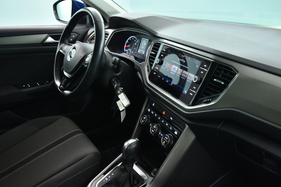 Volkswagen T-Roc vaihtoauto