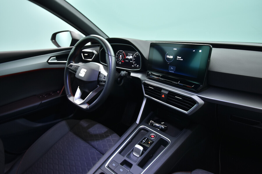 SEAT Leon Sportstourer vaihtoauto