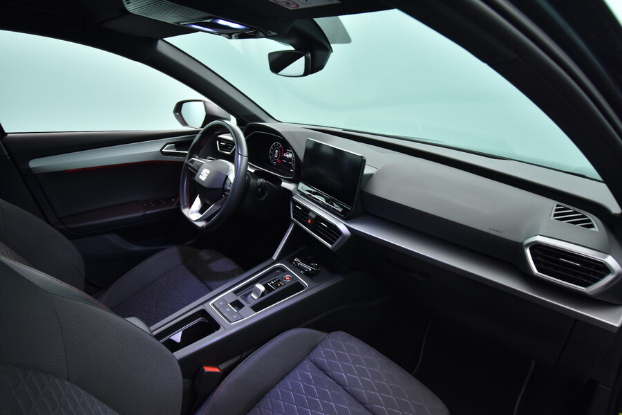 SEAT Leon Sportstourer vaihtoauto