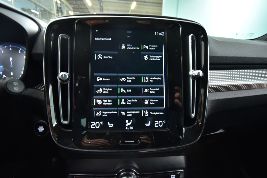 Volvo XC40 vaihtoauto