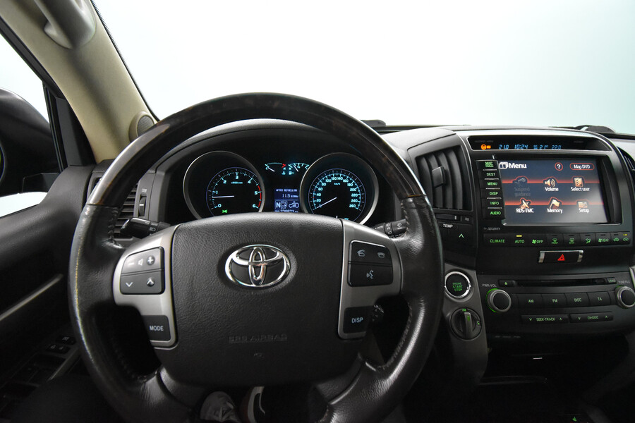 Toyota Land Cruiser vaihtoauto