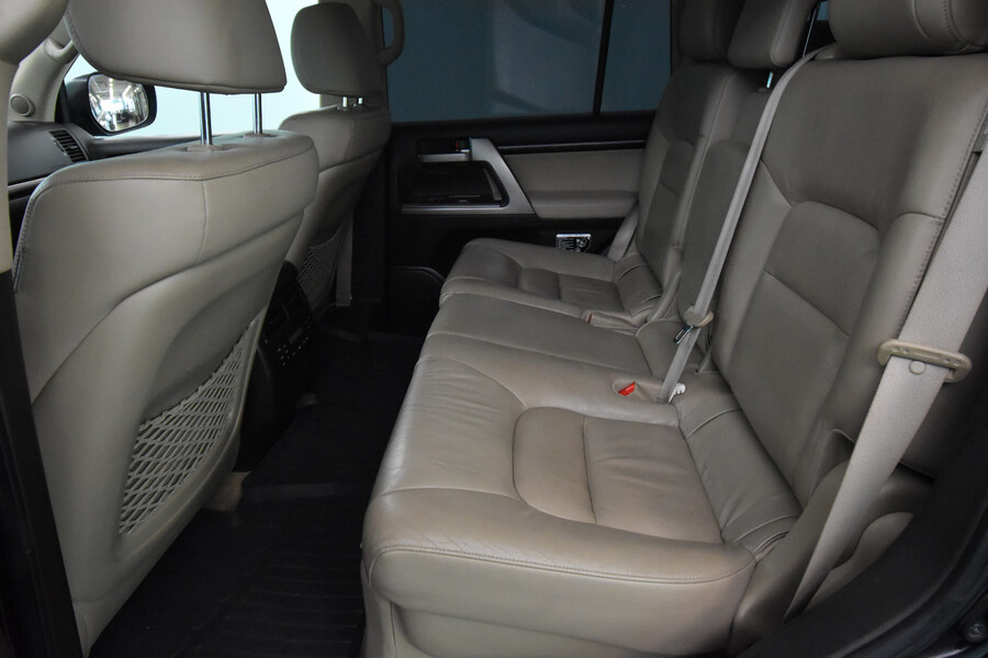 Toyota Land Cruiser vaihtoauto